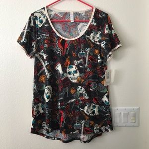 Lularoe Retired Halloween Skulls  Classic T - NWT